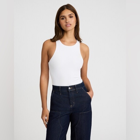 Express Tops - EXPRESS BODY CONTOUR COMPRESSION HIGH NECK BODYSUIT SIZE MEDIUM IN WHITE